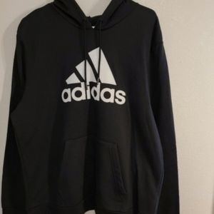 ⚡⚡Adidas sweater XL⚡